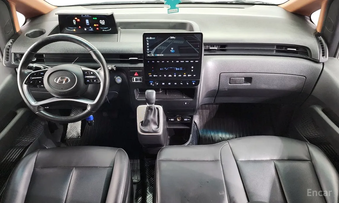 Фото 7 - Hyundai Staria