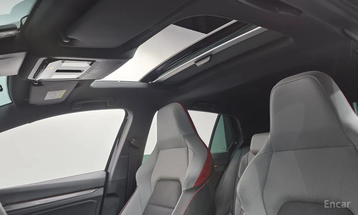 Фото 19 - Volkswagen Golf