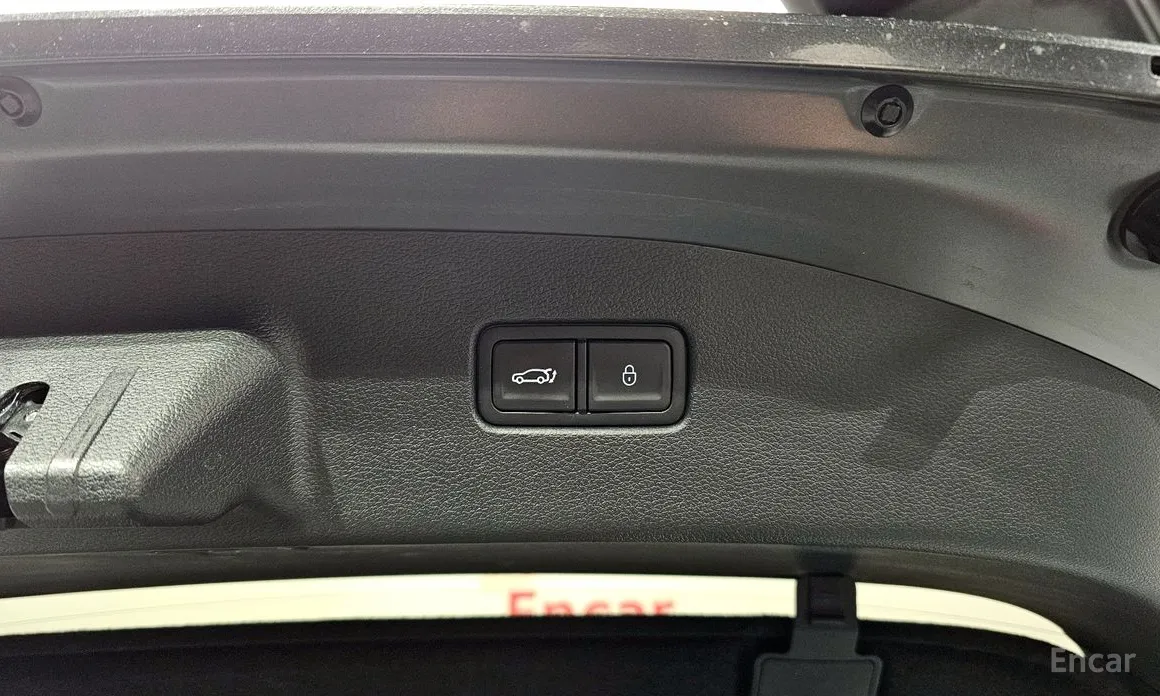 Фото 20 - Genesis G70