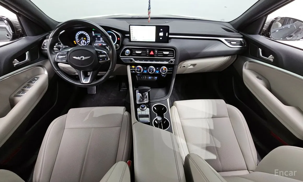 Фото 7 - Genesis G70