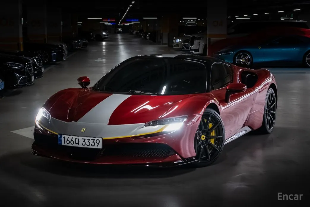 Фото 1 - Ferrari SF90