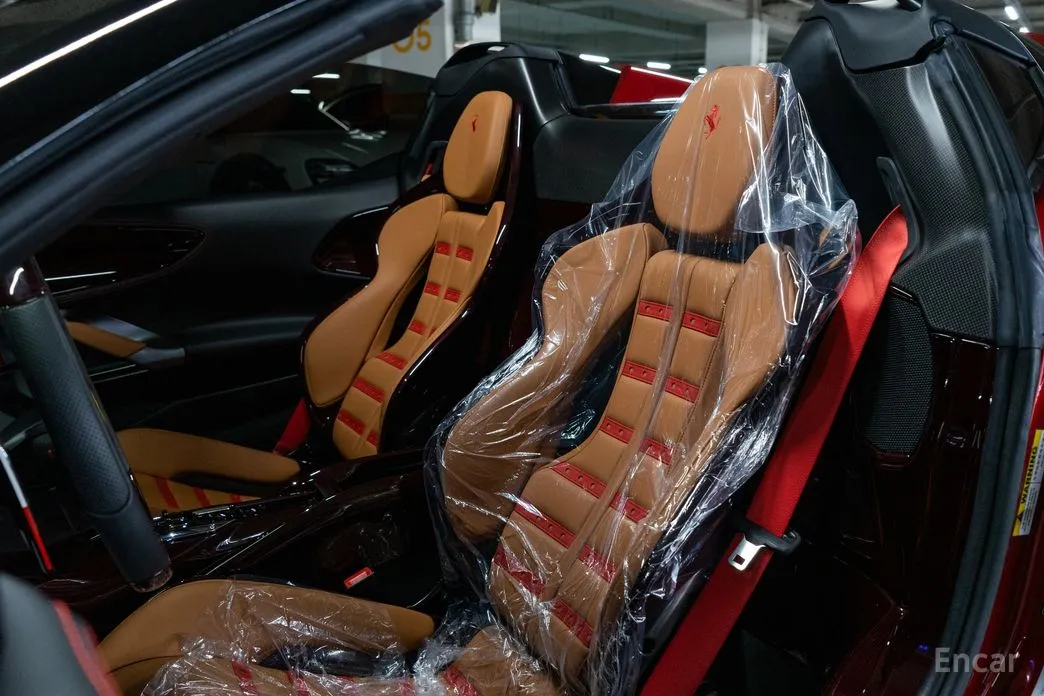 Фото 7 - Ferrari SF90