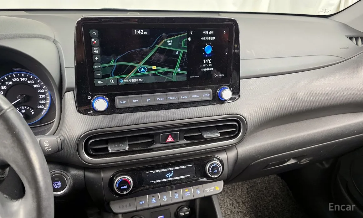 Фото 14 - Hyundai Kona