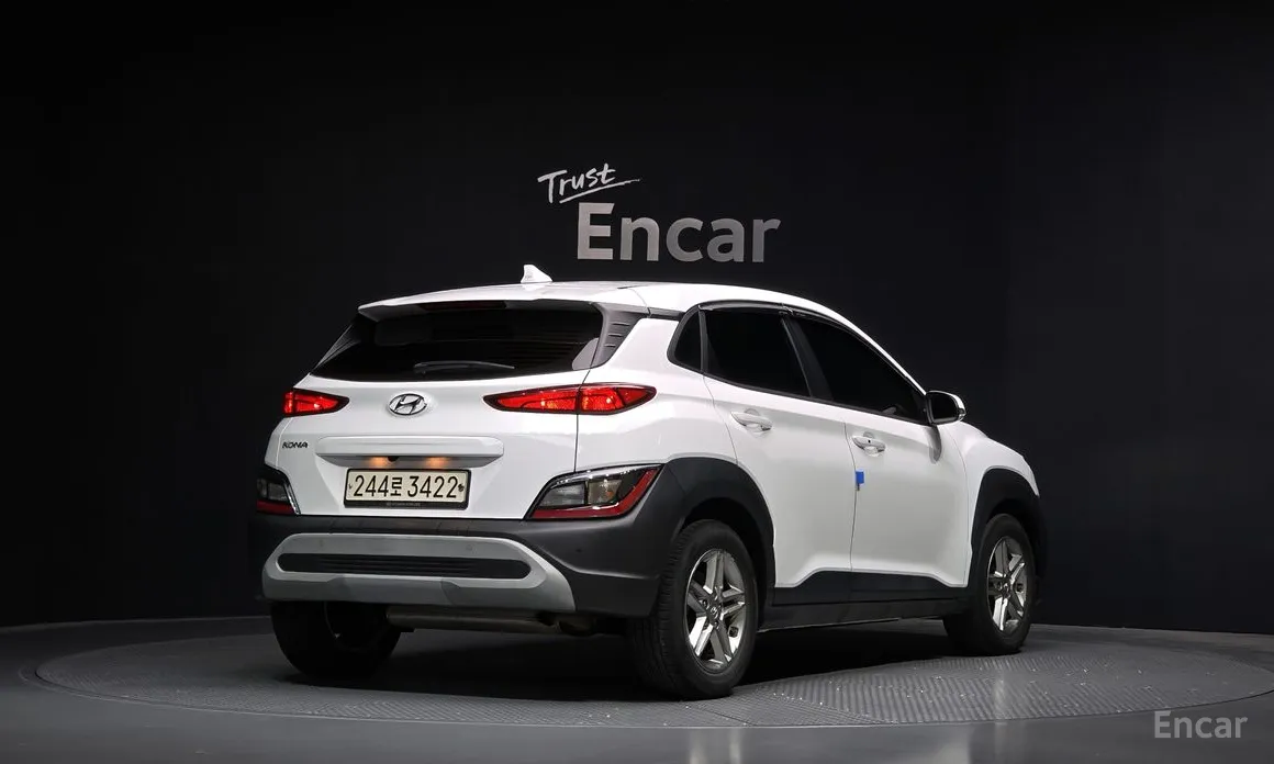 Фото 2 - Hyundai Kona