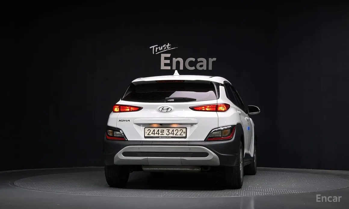 Фото 4 - Hyundai Kona