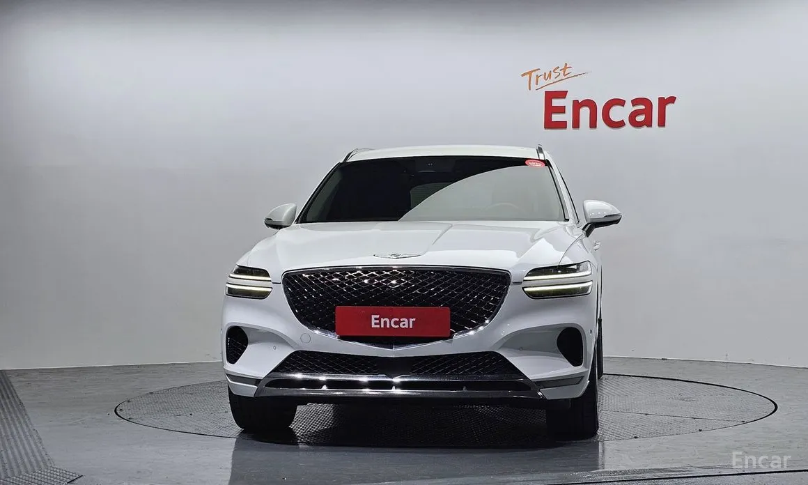 Фото 3 - Genesis GV70