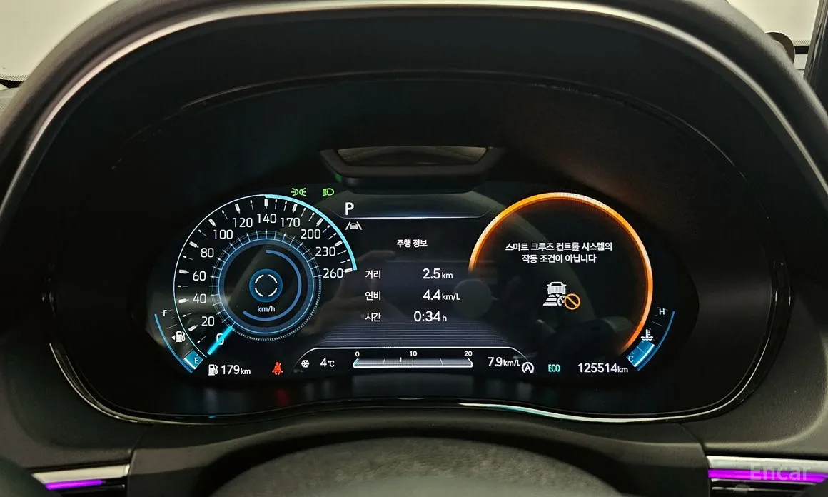 Фото 8 - Genesis GV70