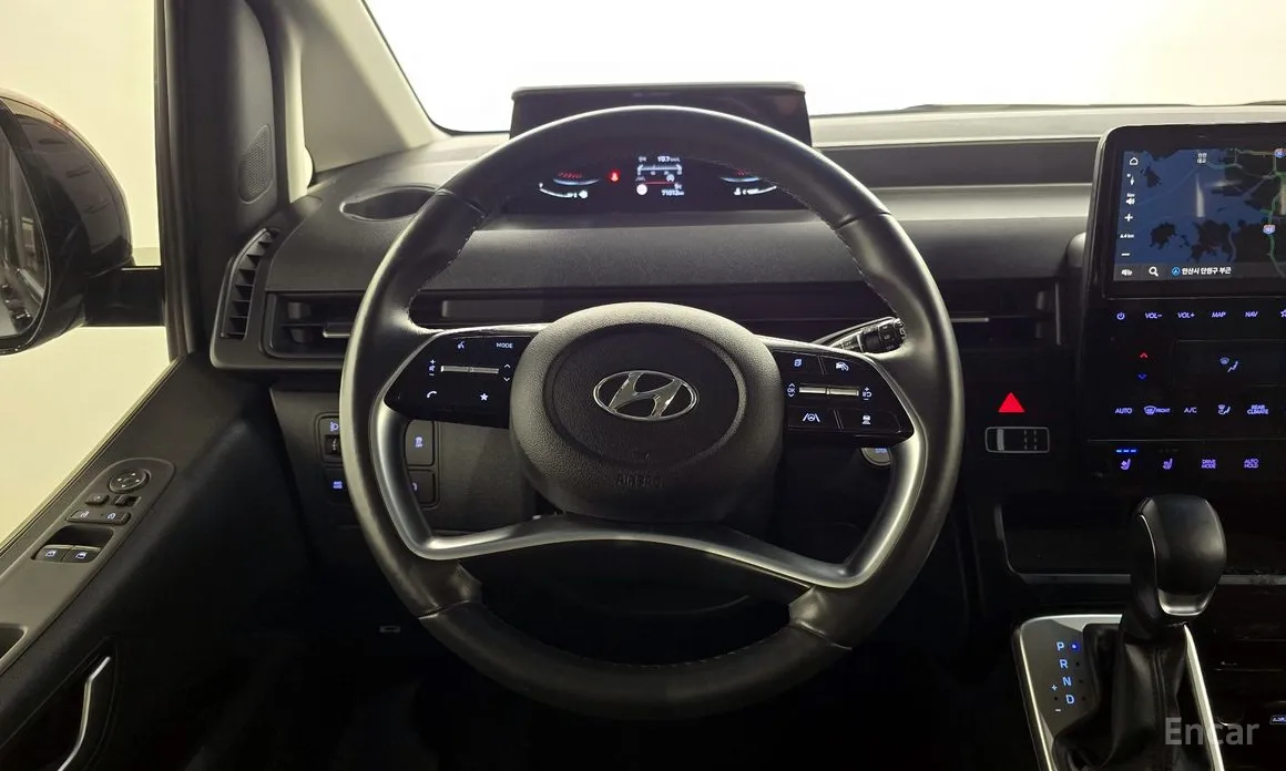 Фото 13 - Hyundai Staria