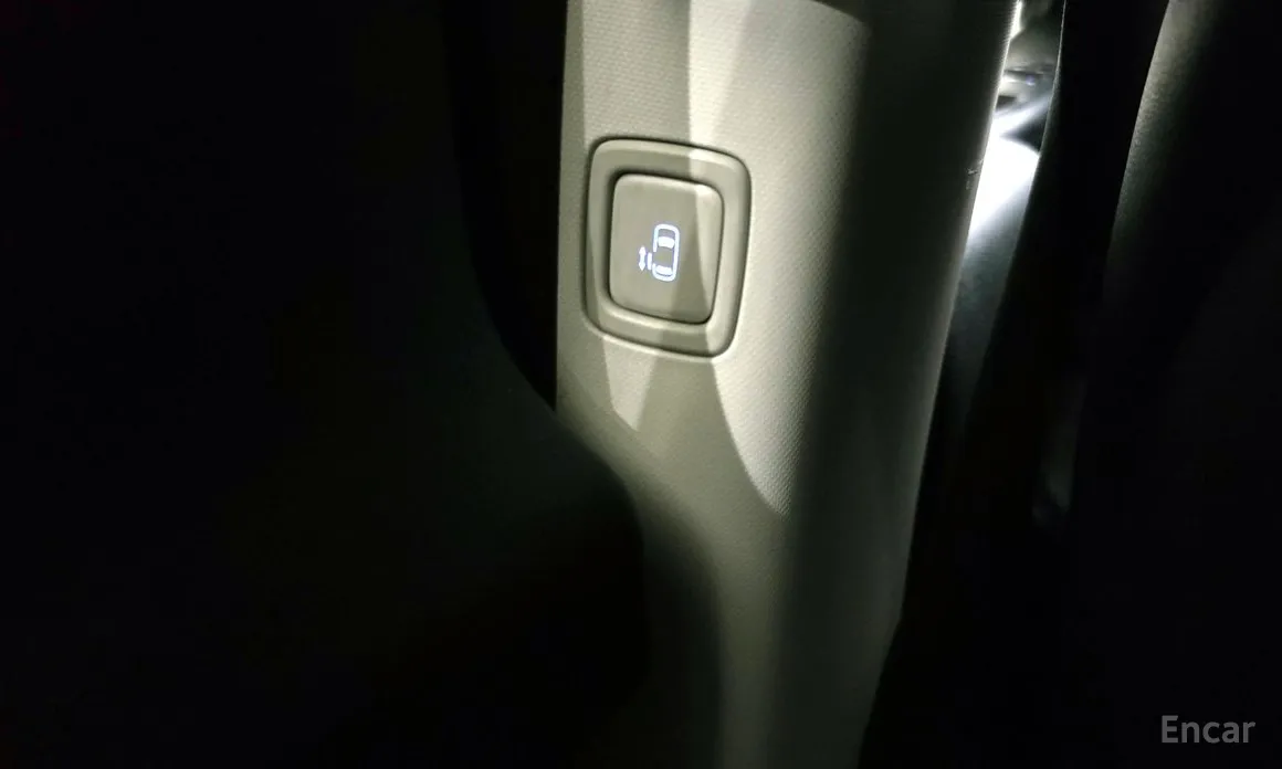 Фото 18 - Hyundai Staria