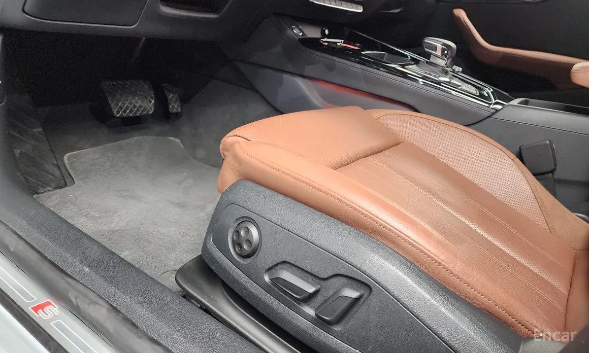 Фото 19 - Audi A5