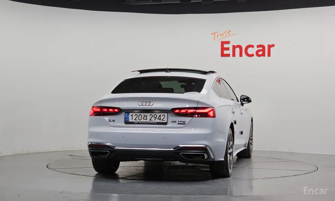 Фото 4 - Audi A5