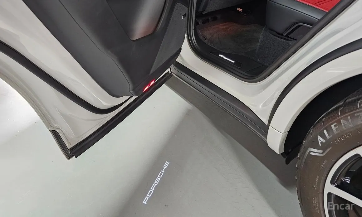 Фото 13 - Porsche Cayenne