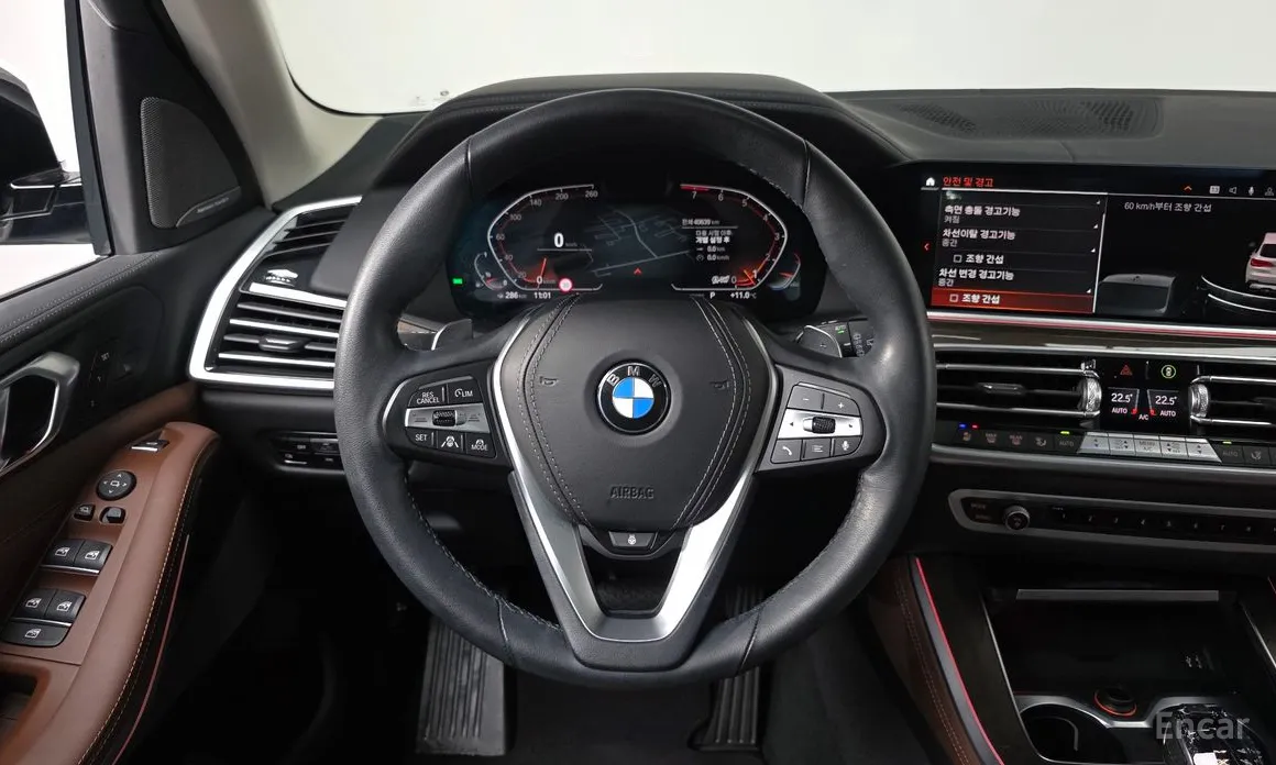 Фото 14 - BMW X5