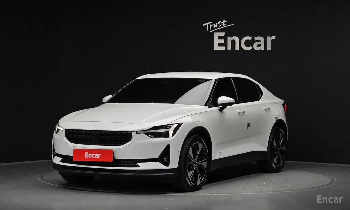 Фото 1 - Polestar 2