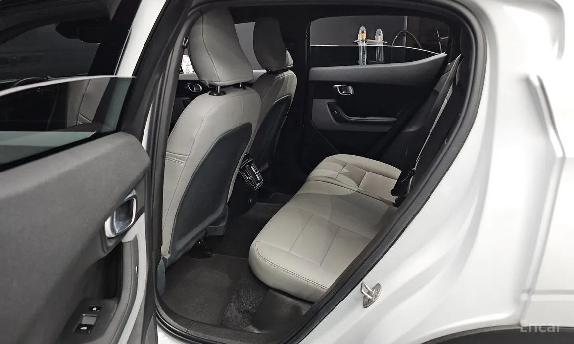 Фото 12 - Polestar 2