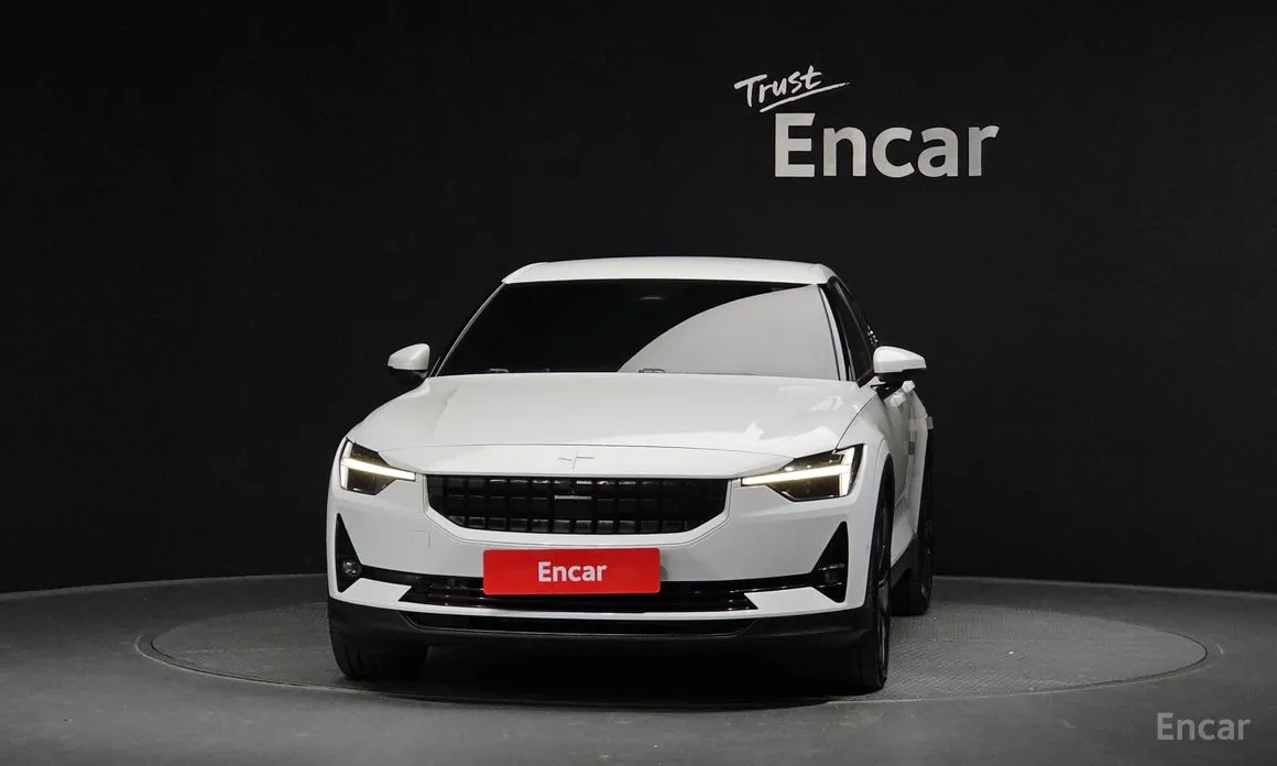 Фото 3 - Polestar 2