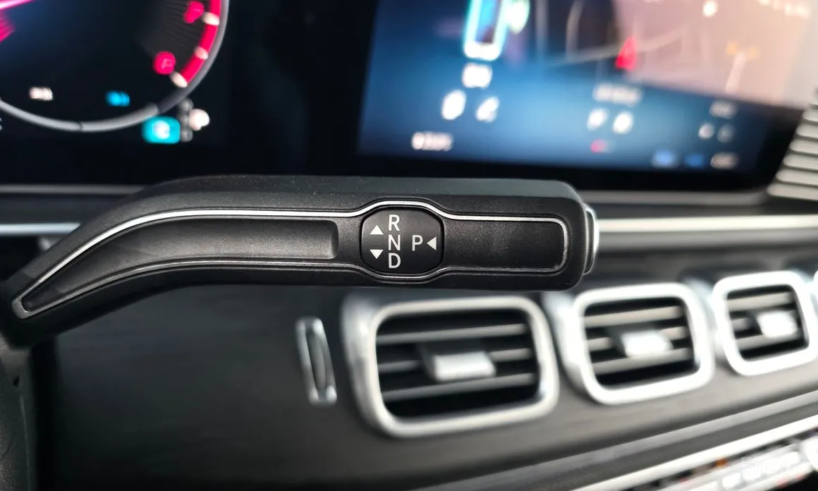 Фото 9 - Mercedes-Benz GLE-Class