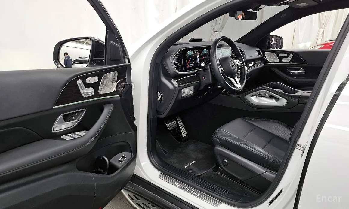 Фото 10 - Mercedes-Benz GLE-Class