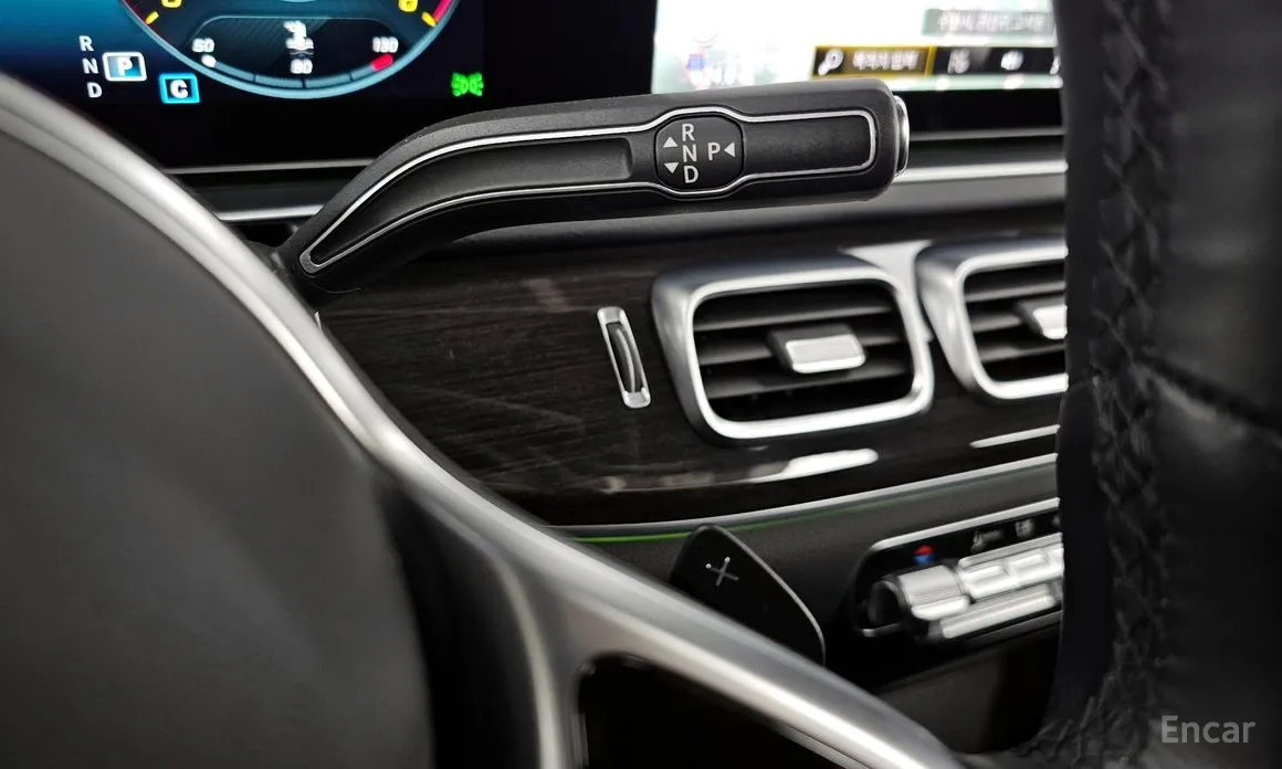 Фото 9 - Mercedes-Benz GLE-Class