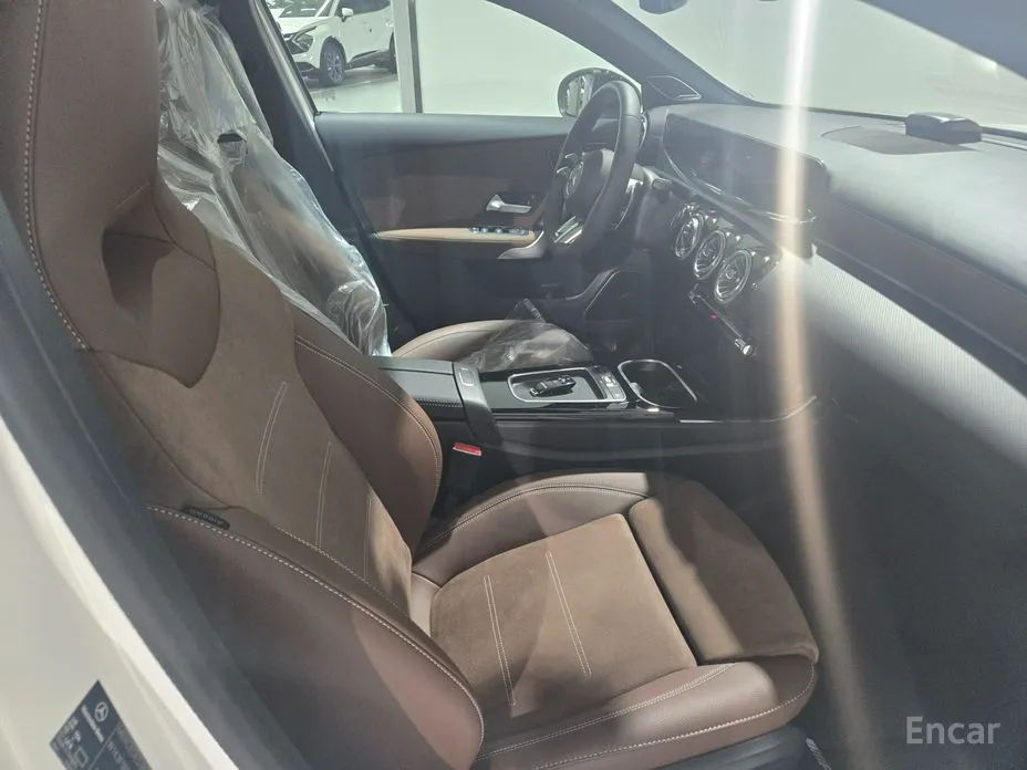 Фото 15 - Mercedes-Benz A-Class