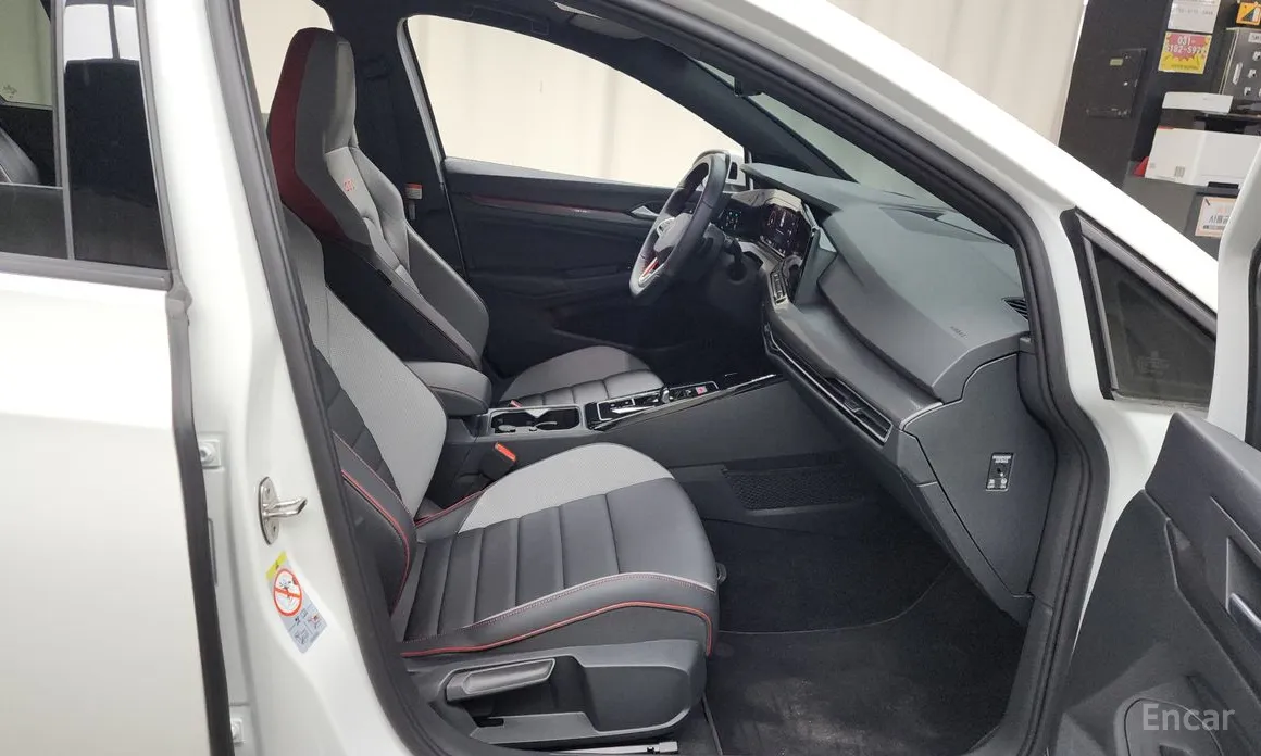 Фото 11 - Volkswagen Golf