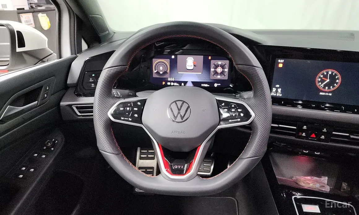 Фото 13 - Volkswagen Golf