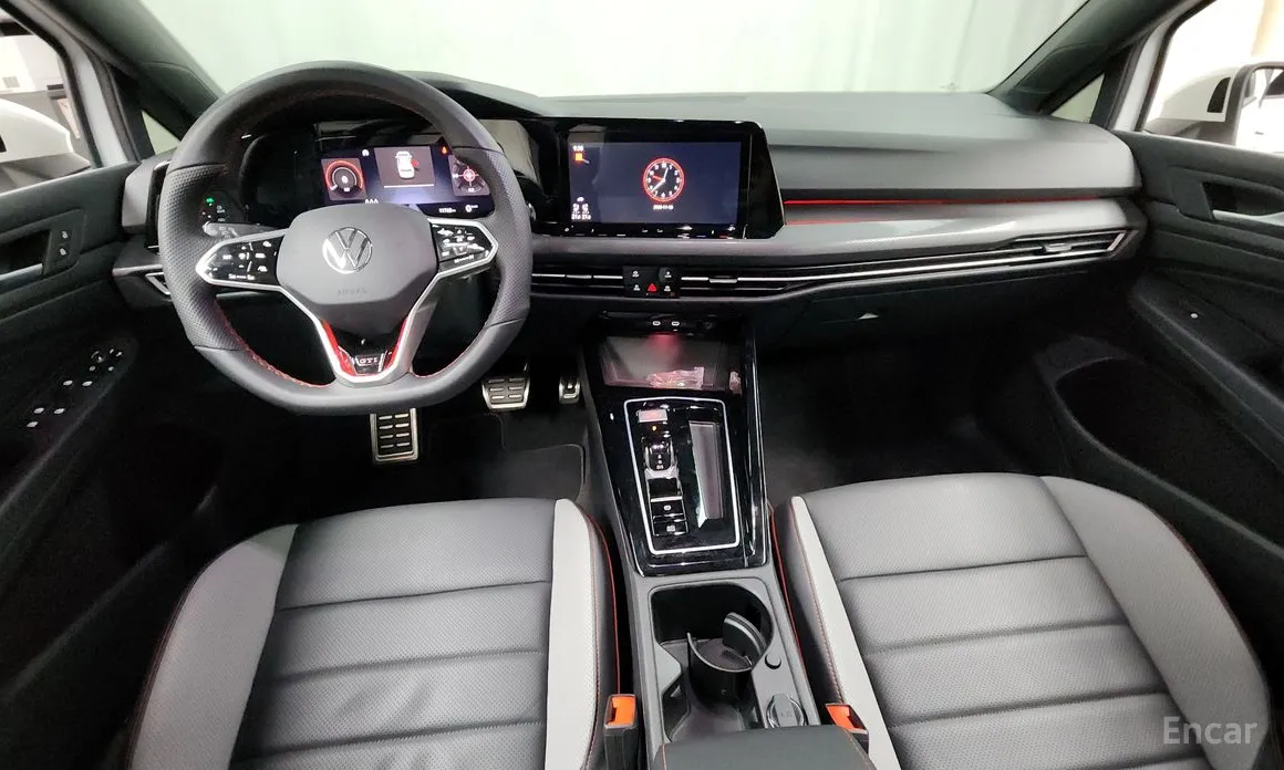 Фото 7 - Volkswagen Golf