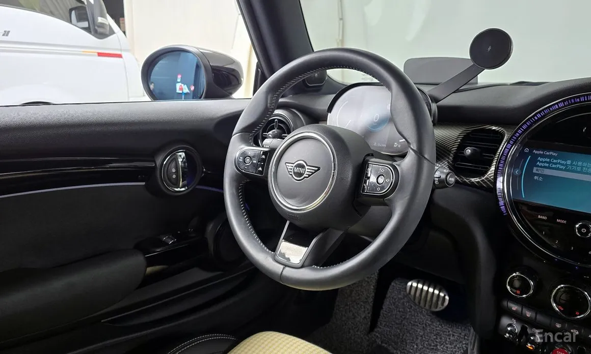 Фото 13 - Mini Cooper