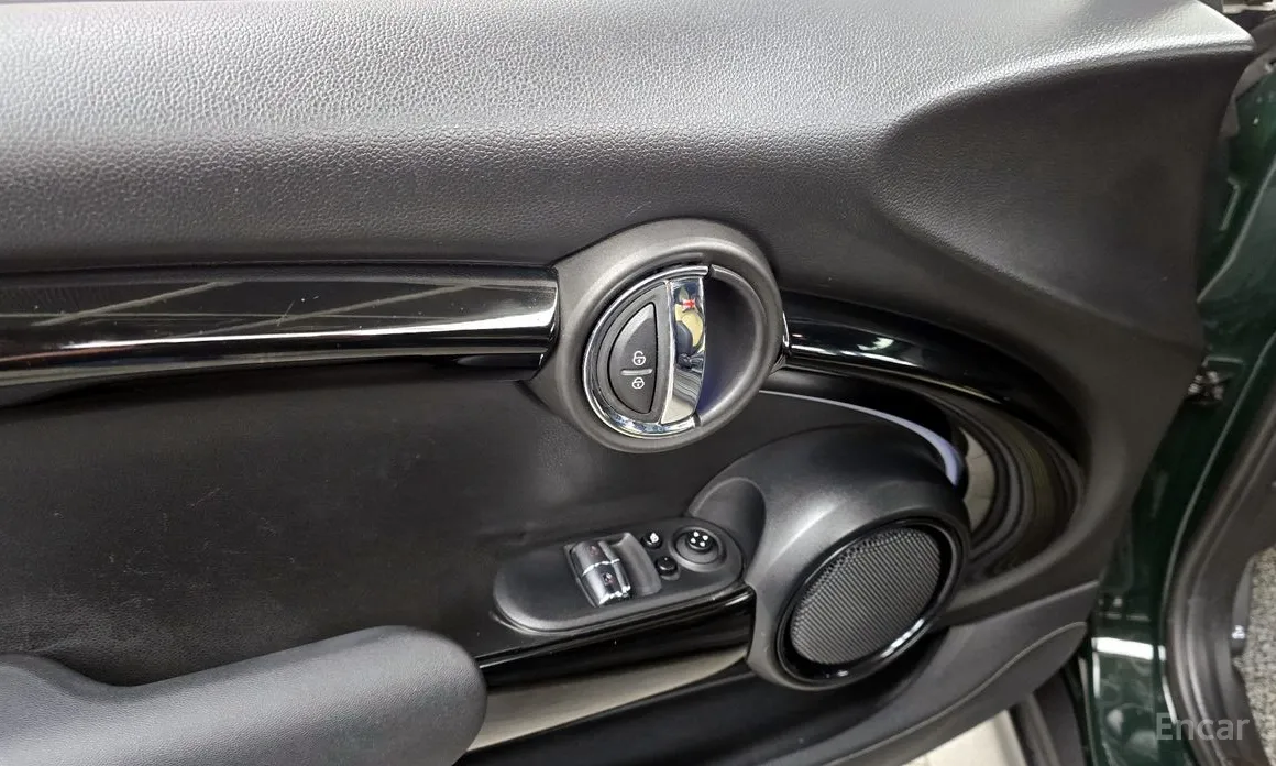 Фото 16 - Mini Cooper