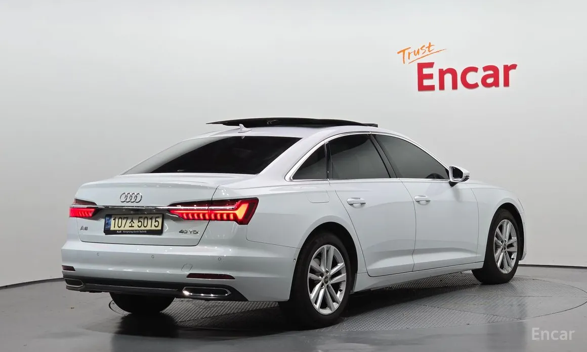 Фото 2 - Audi A6