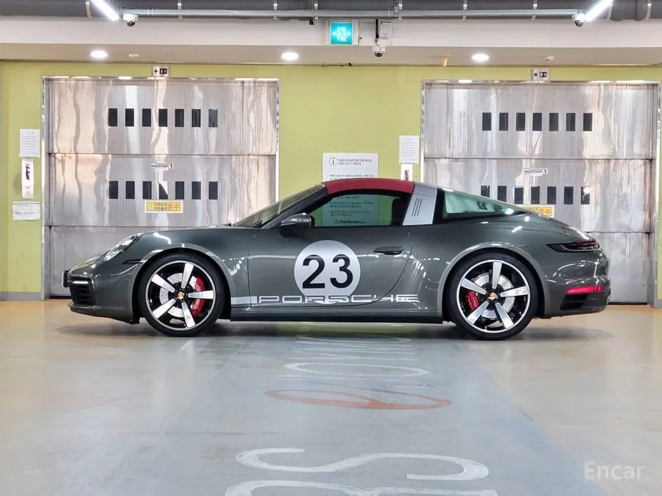 Фото 2 - Porsche 911