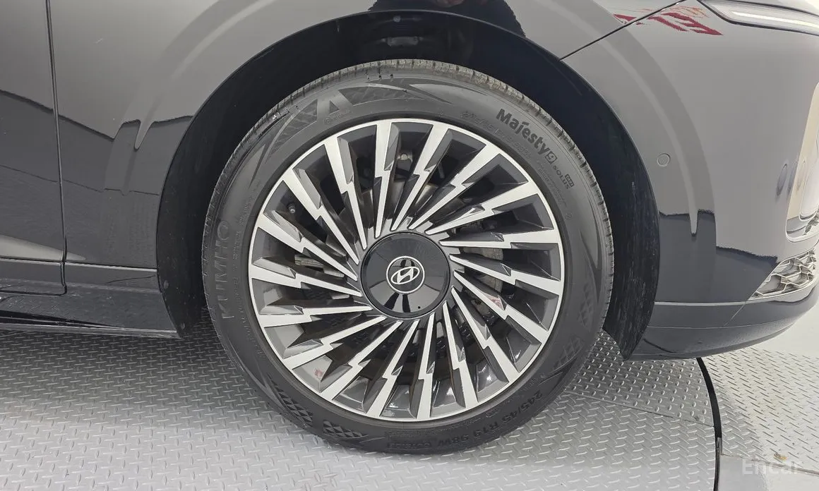 Фото 5 - Hyundai Grandeur