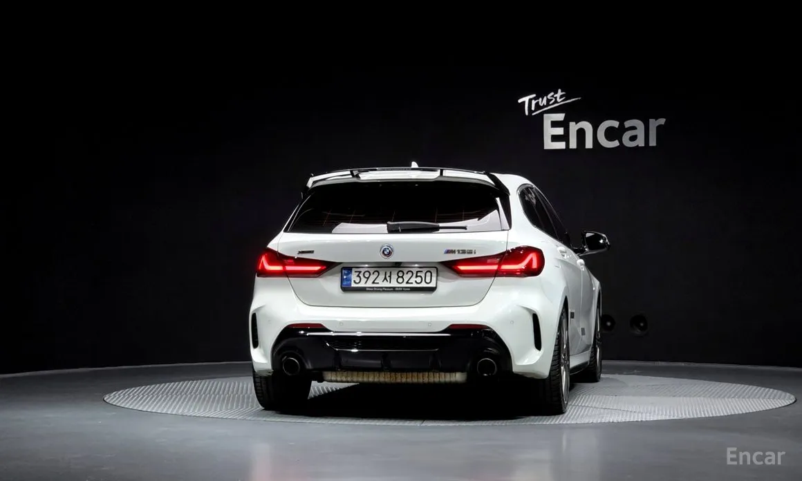 Фото 4 - BMW 1 Series