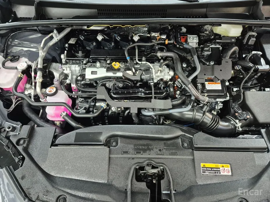 Фото 6 - Toyota Prius