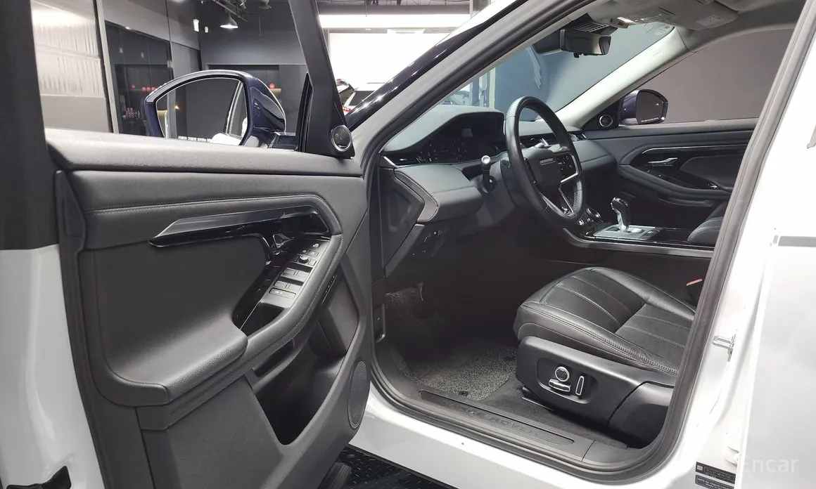 Фото 10 - Land Rover Range Rover Evoque