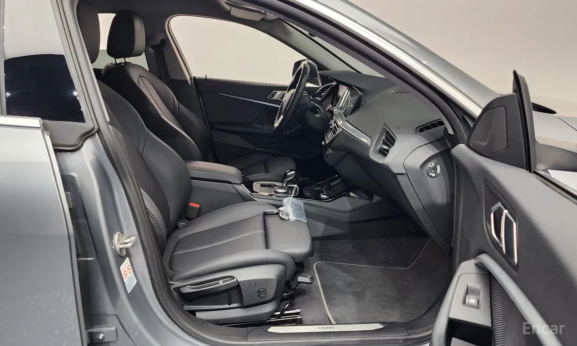 Фото 11 - BMW 2 Series