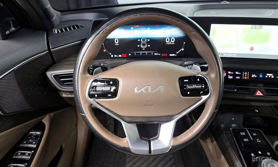 Фото 17 - Kia K8