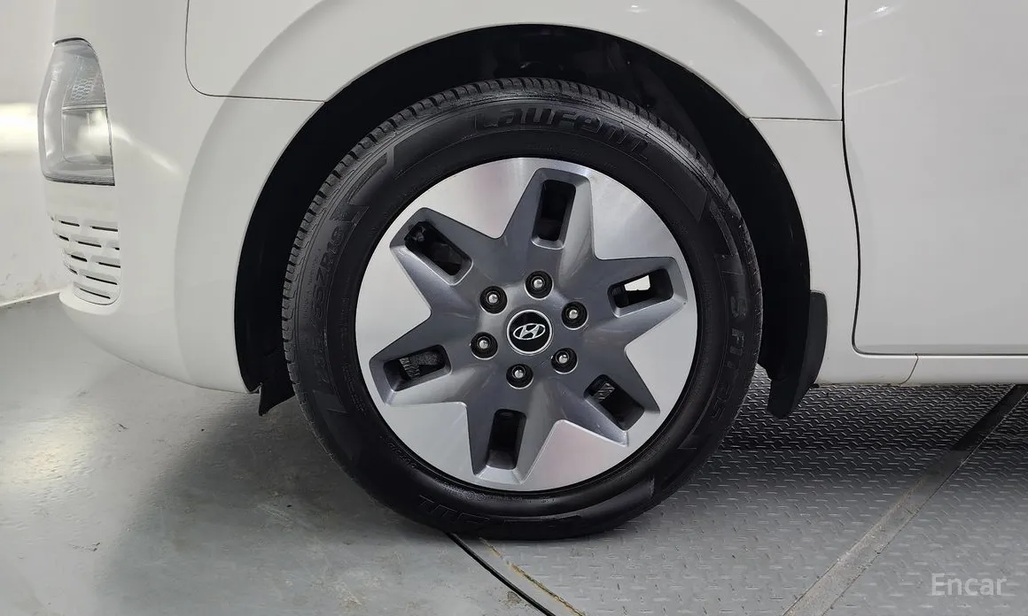 Фото 5 - Hyundai Staria