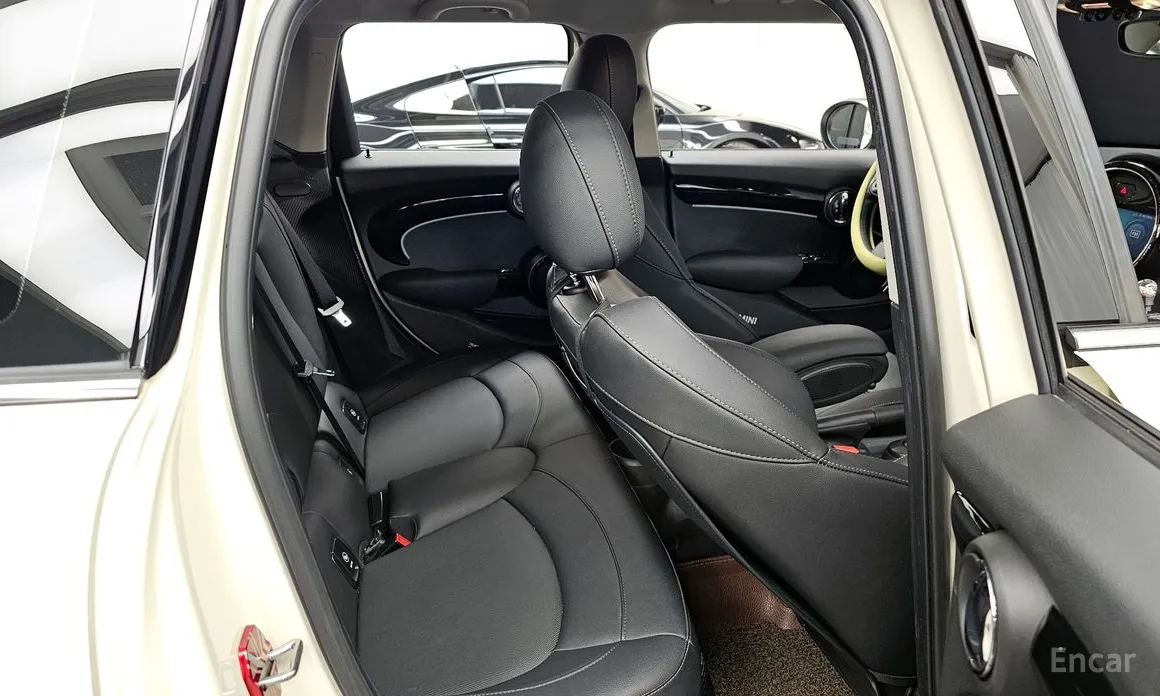 Фото 12 - Mini Cooper