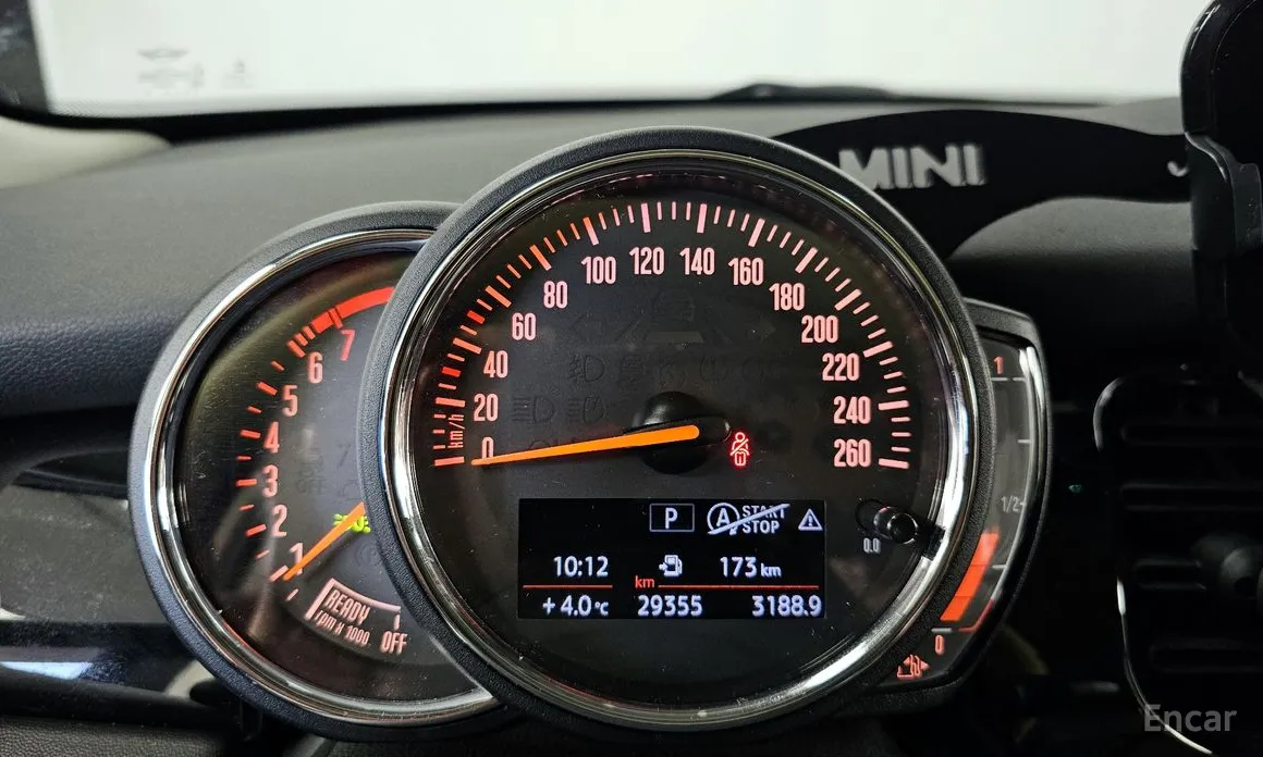 Фото 8 - Mini Cooper