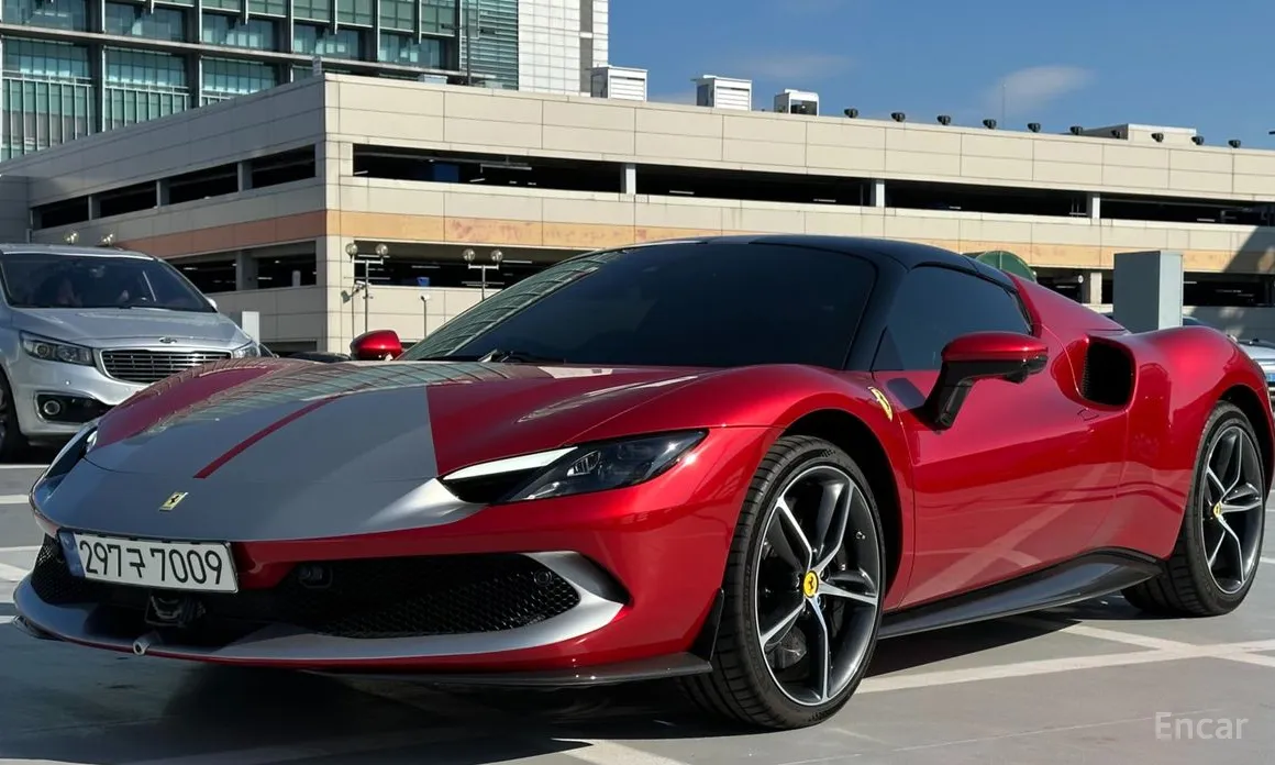 Фото 1 - Ferrari 296