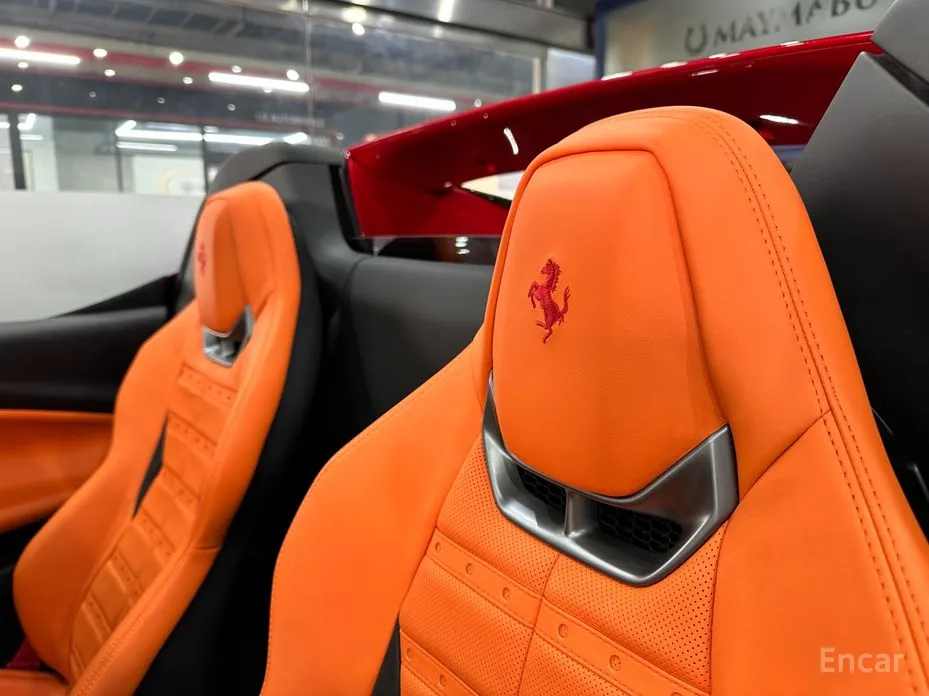 Фото 12 - Ferrari 296