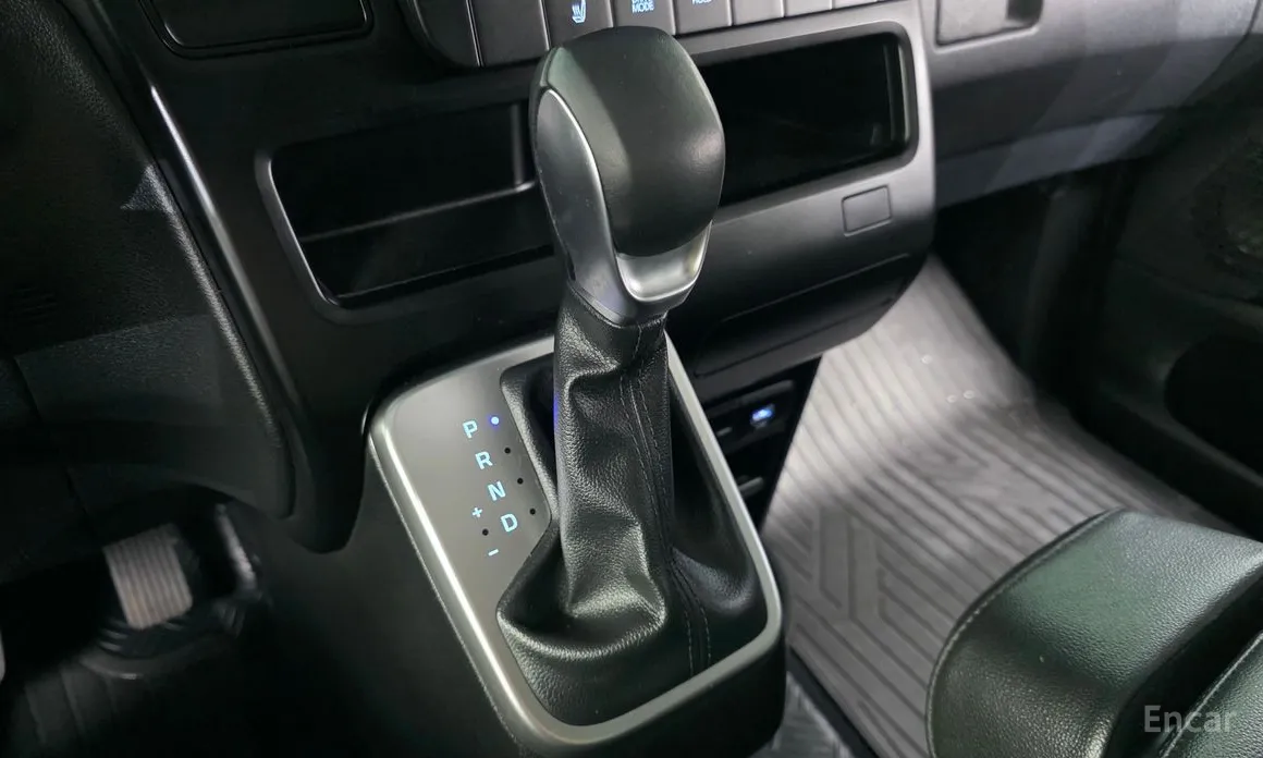 Фото 9 - Hyundai Staria