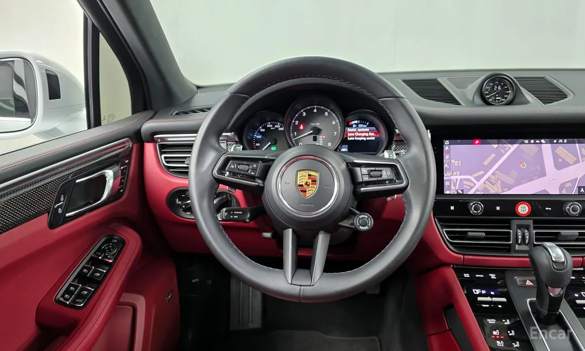 Фото 13 - Porsche Macan