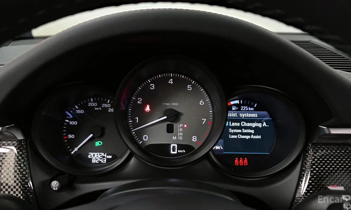 Фото 8 - Porsche Macan