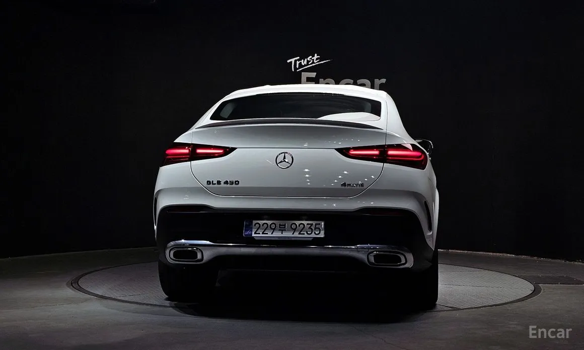 Фото 4 - Mercedes-Benz GLE-Class