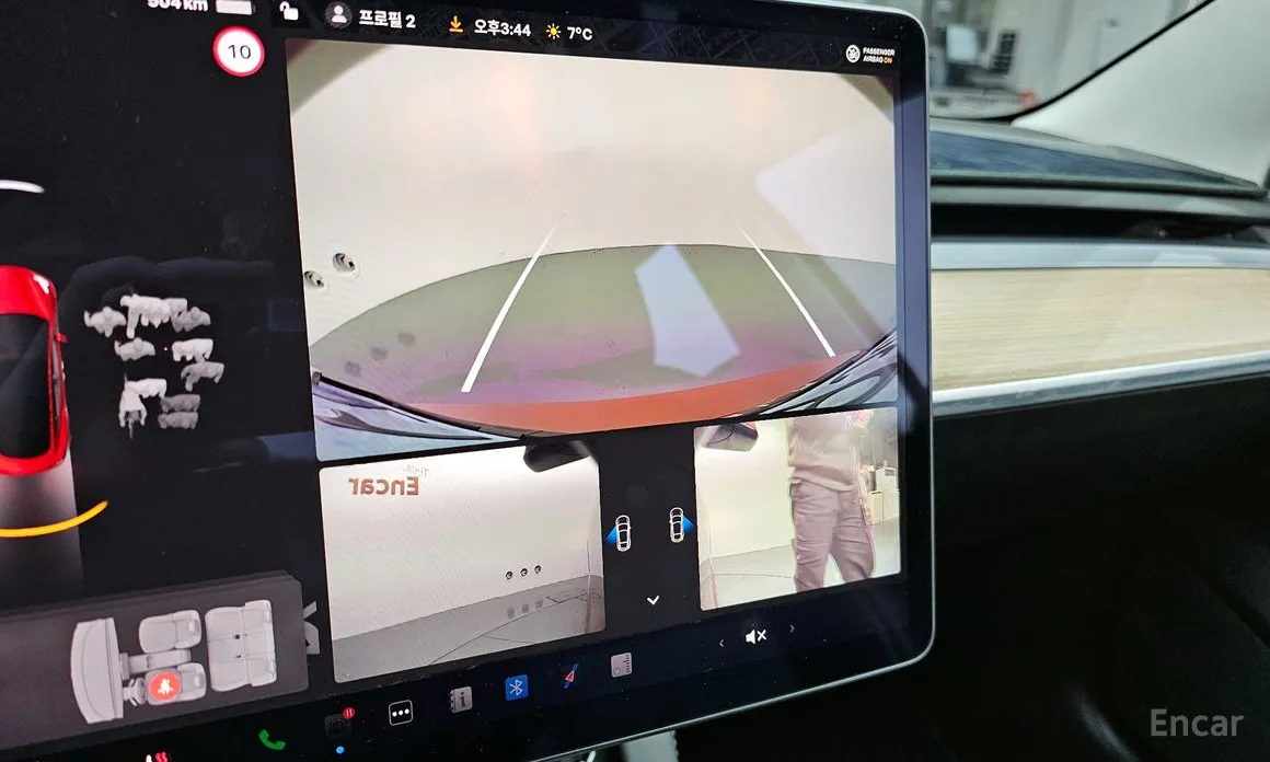 Фото 14 - Tesla Model 3