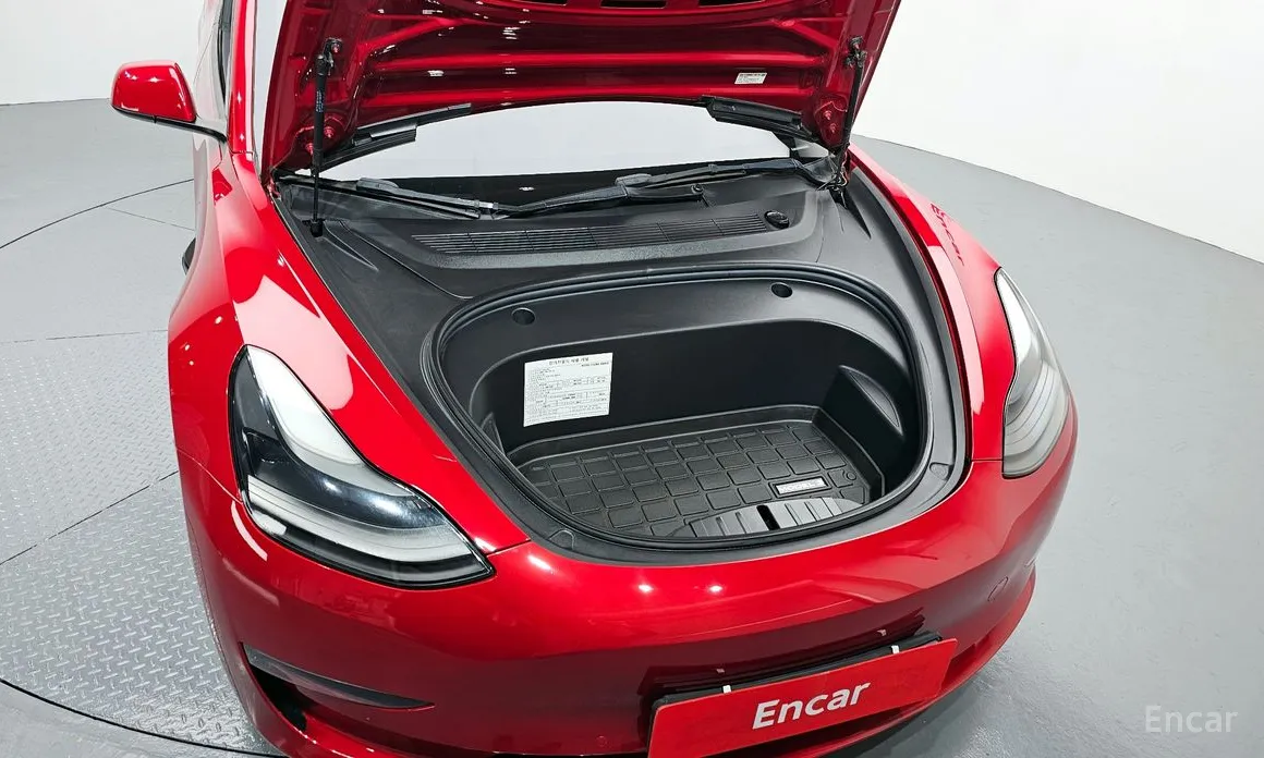 Фото 6 - Tesla Model 3