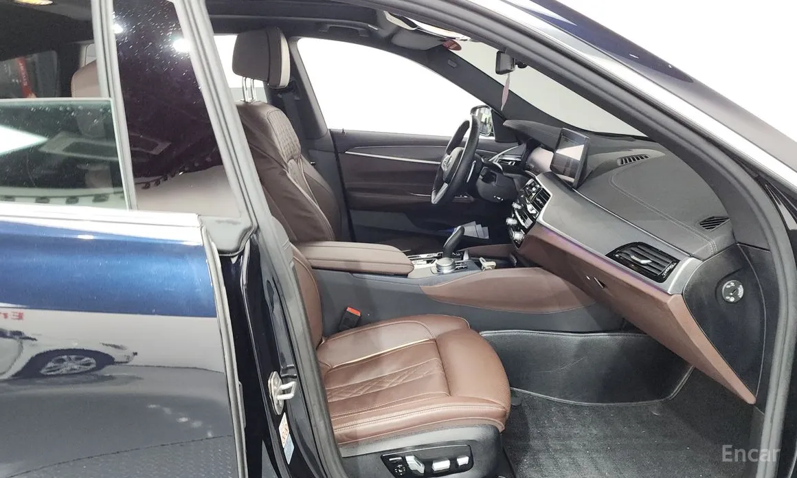 Фото 11 - BMW Gran Turismo