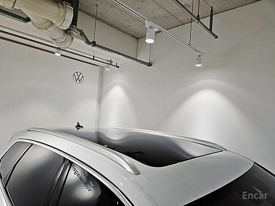 Фото 14 - Volkswagen Touareg